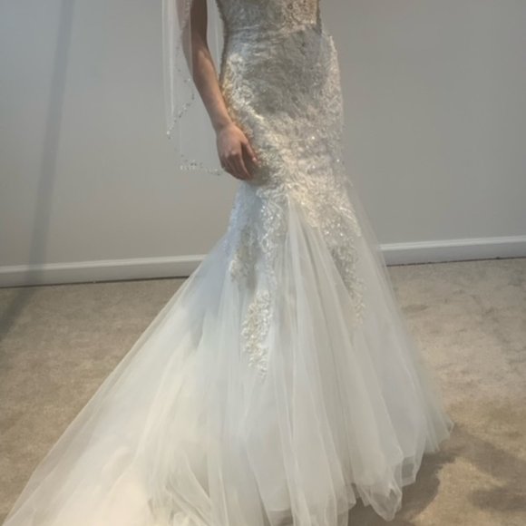 Wedding Gown, Allure Bridals - Picture 3 of 9